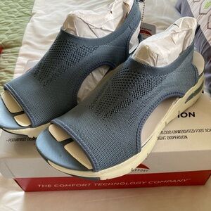 Women's Blue Open-Toe Shoes